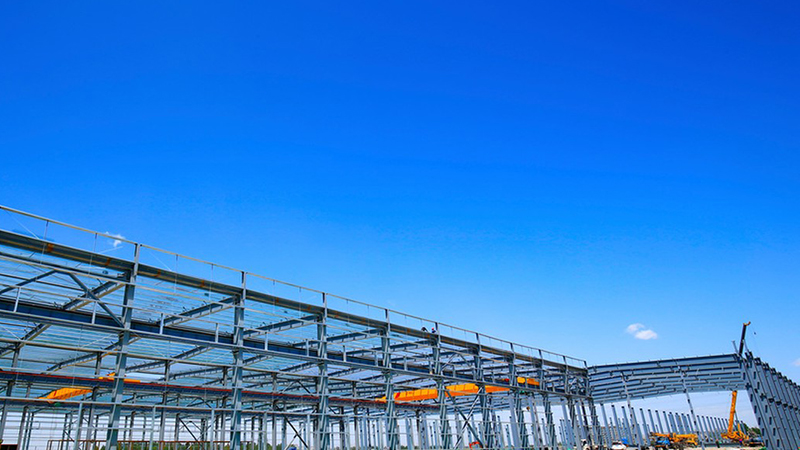 青岛钢结构厂房设计指南：如何打造安全耐用的工业建筑？